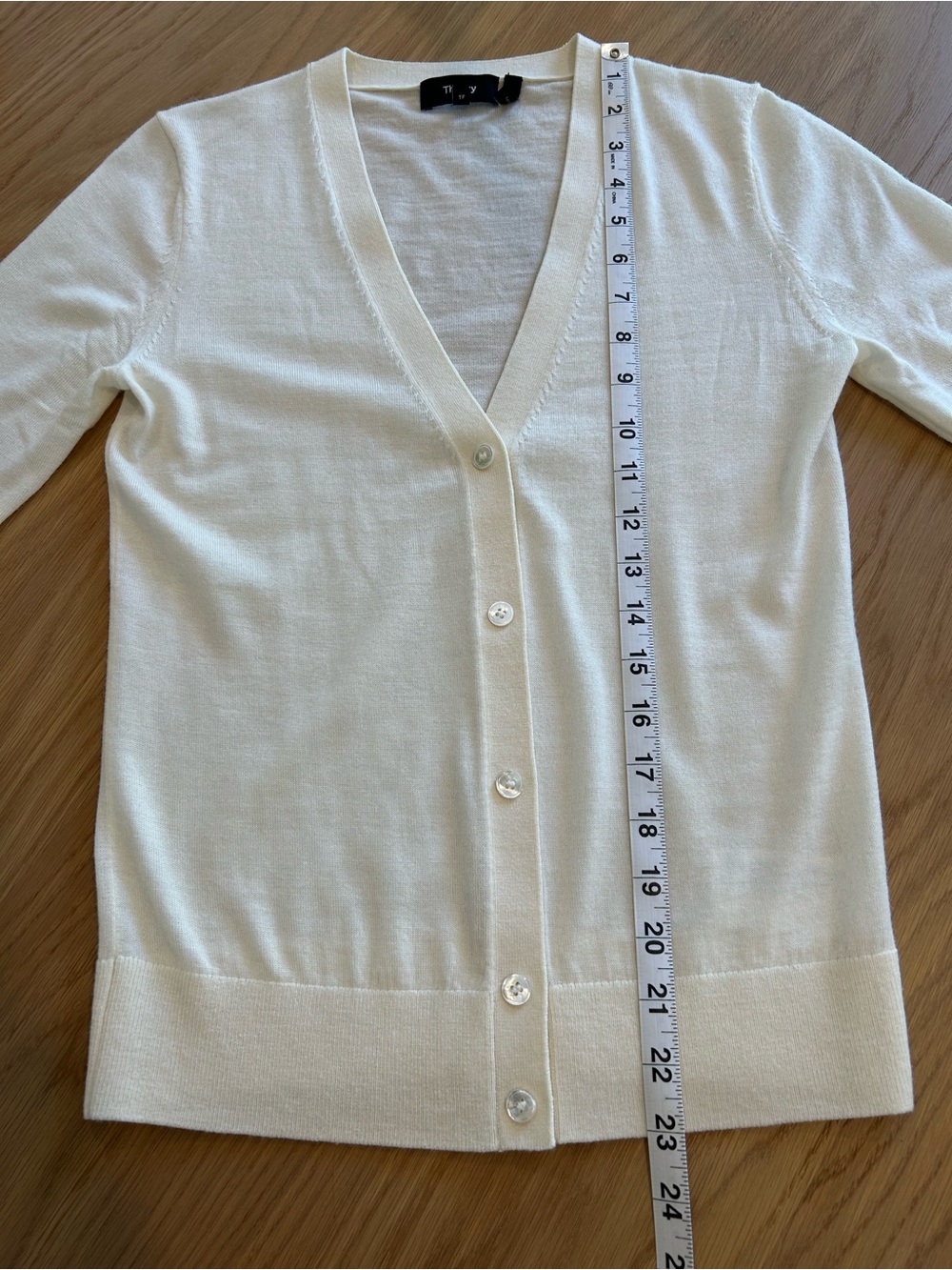 Theory Ivory Merino Wool V-Neck Cardigan XS - Picture 4 of 6